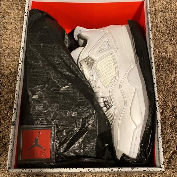 Air Jordan 4 Pure Money - Picture 6 of 7